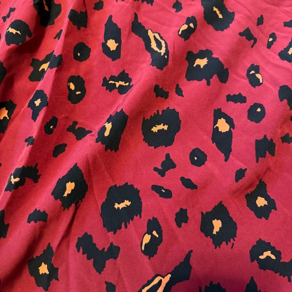 SHEIN Curvy Plus Maroon Animal Print Dressy Top - Picture 3 of 3